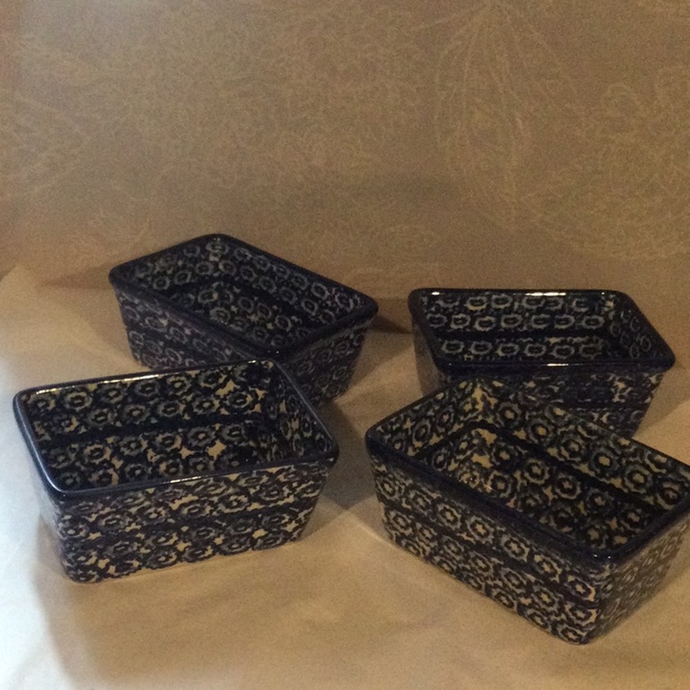 Nantucket stoneware set of 4